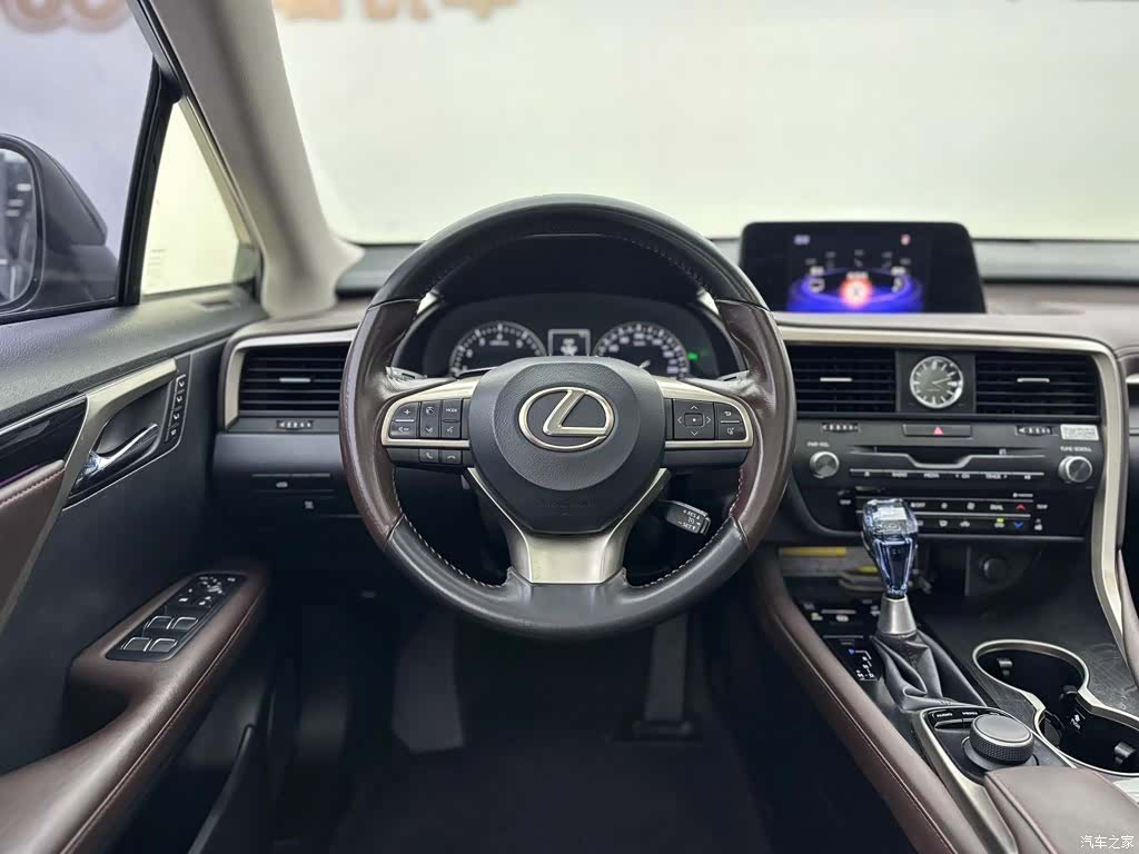 Lexus RX, 2019 9
