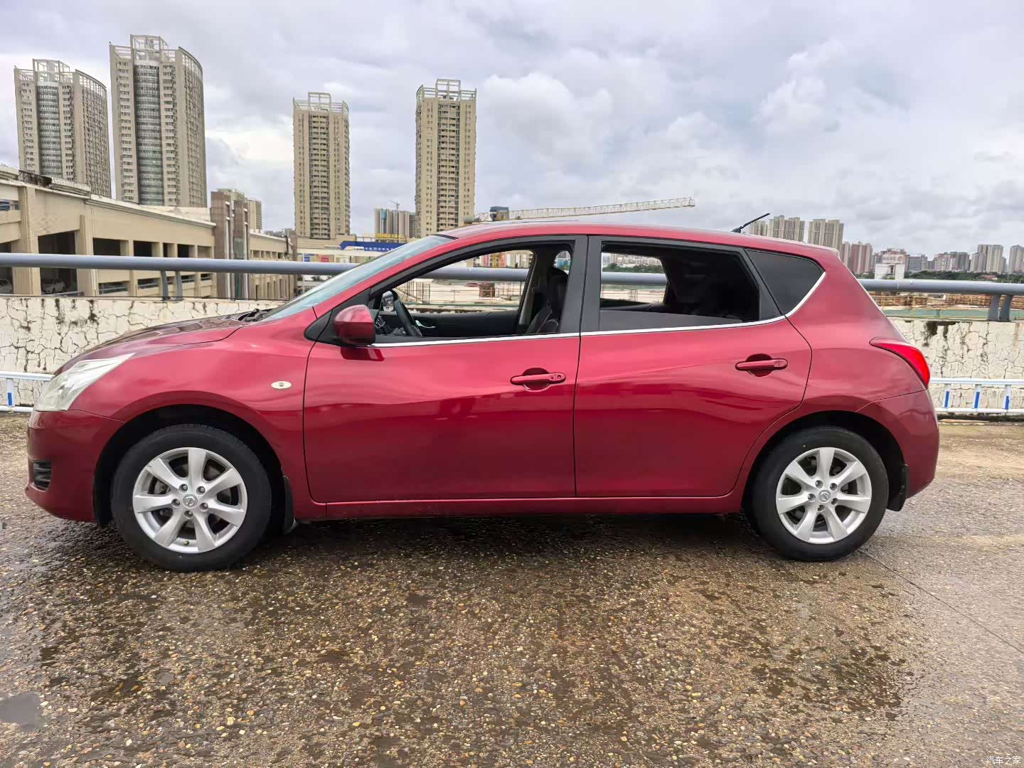 Nissan Tiida, 2012 3