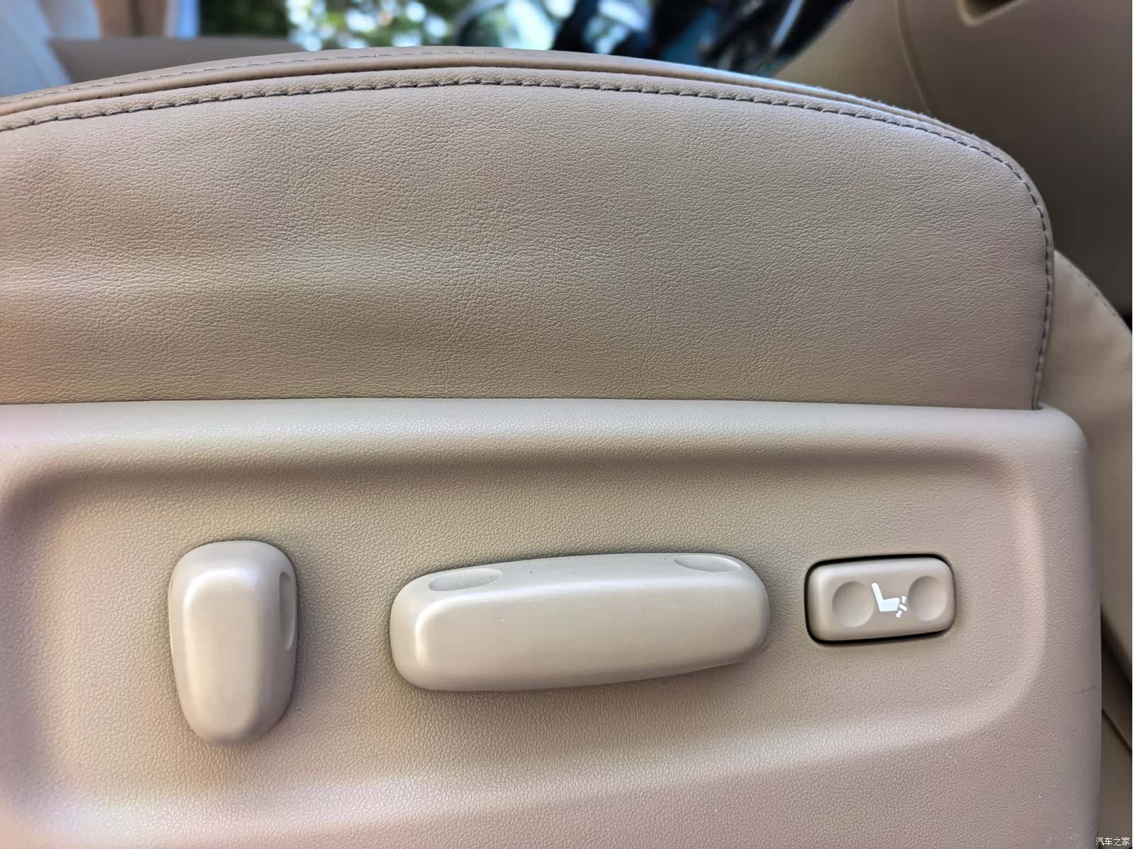 Toyota Alphard, 2016 13