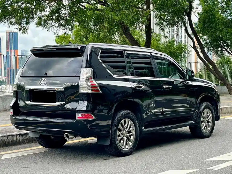 Lexus GX