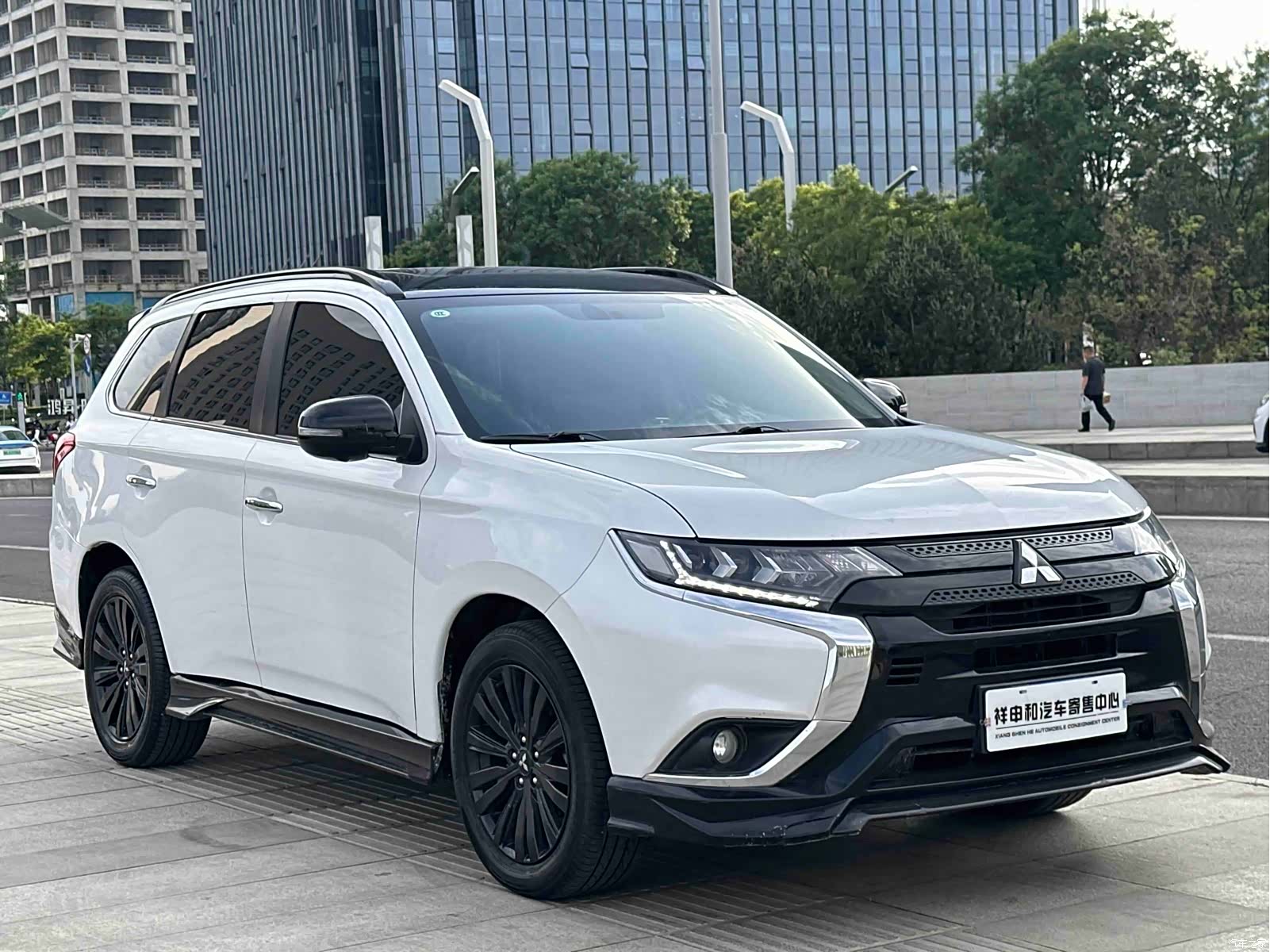 Mitsubishi Outlander, 2023 3