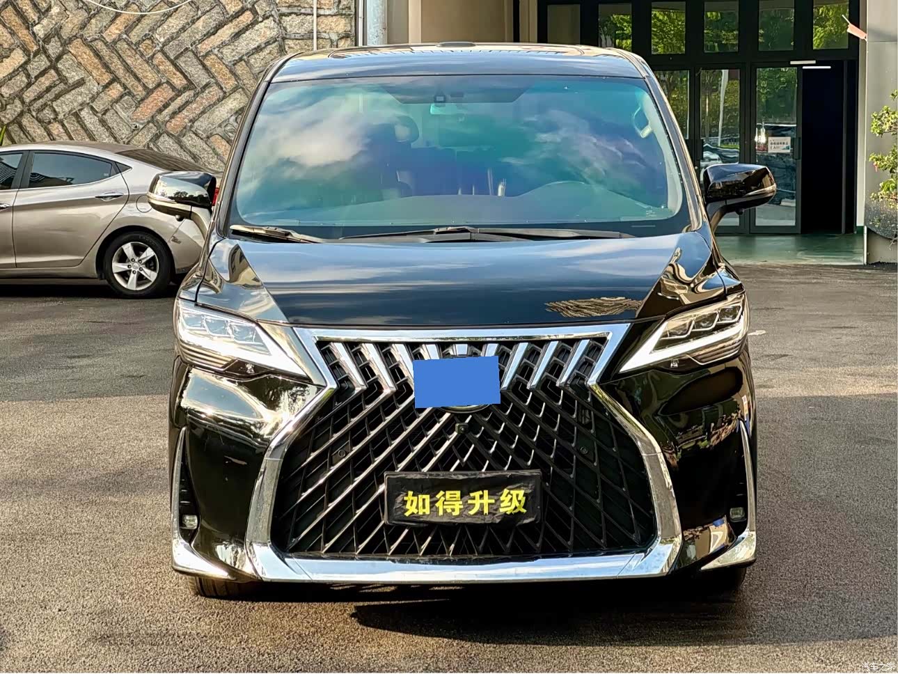Toyota Alphard, 2011 2