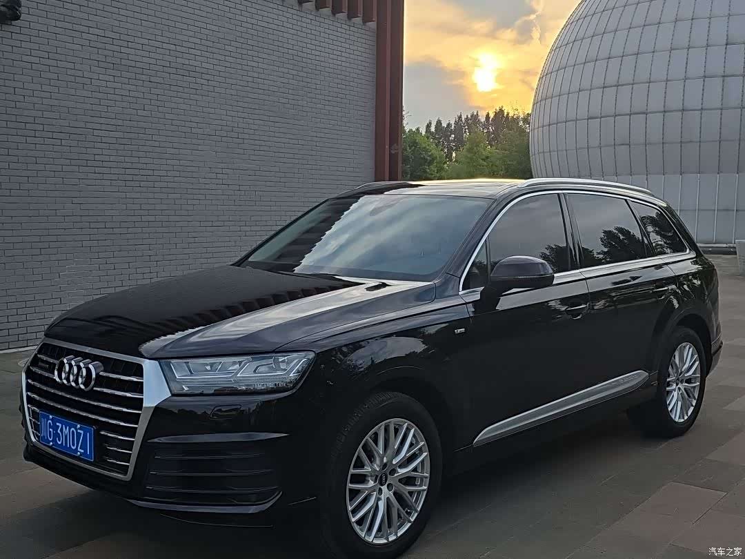 Audi Q7, 2017 1