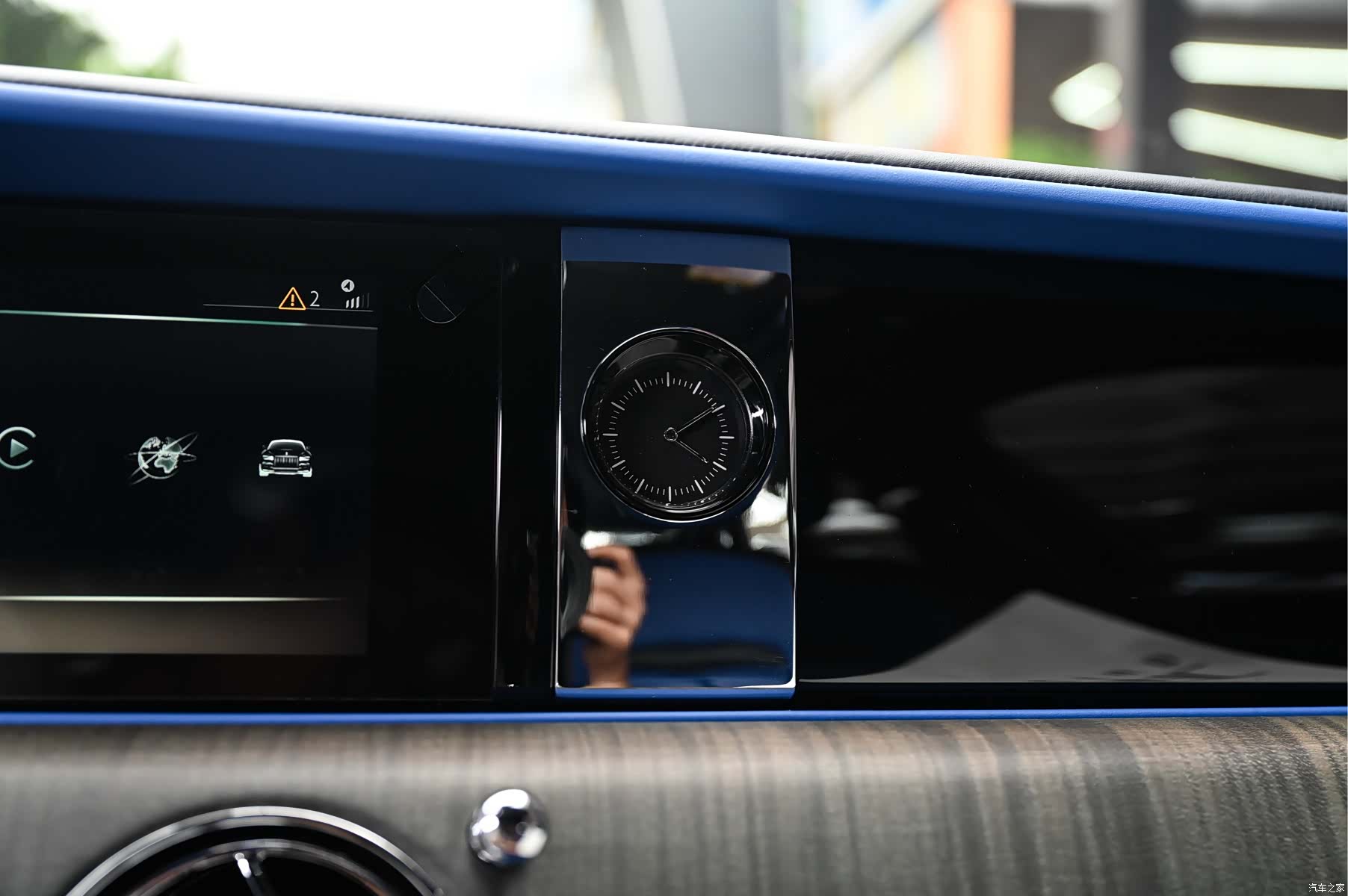 Rolls-Royce Ghost, 2022 12