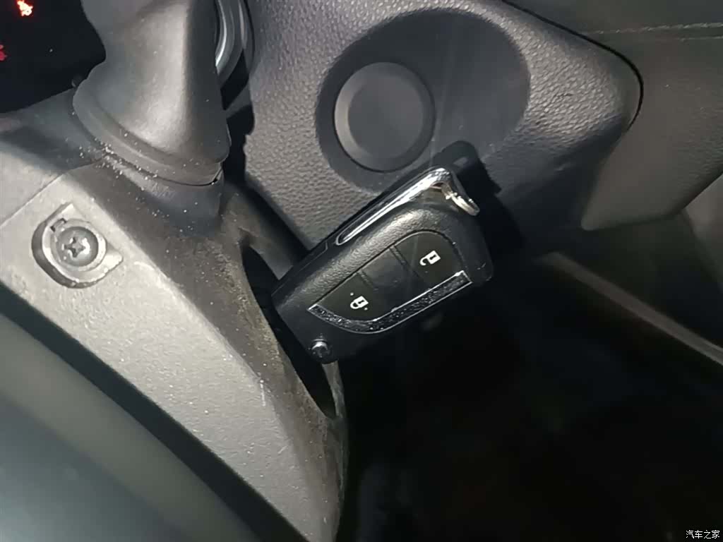 Toyota Frontlander, 2025 9