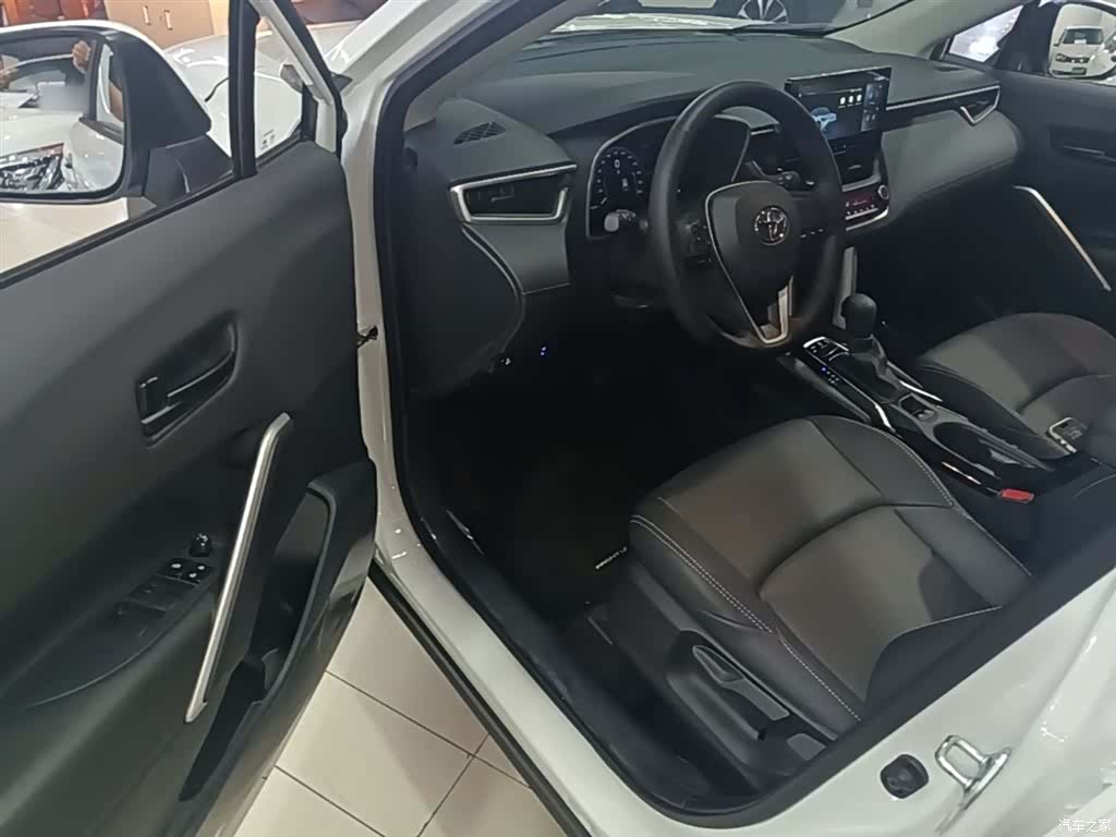 Toyota Frontlander, 2025 16