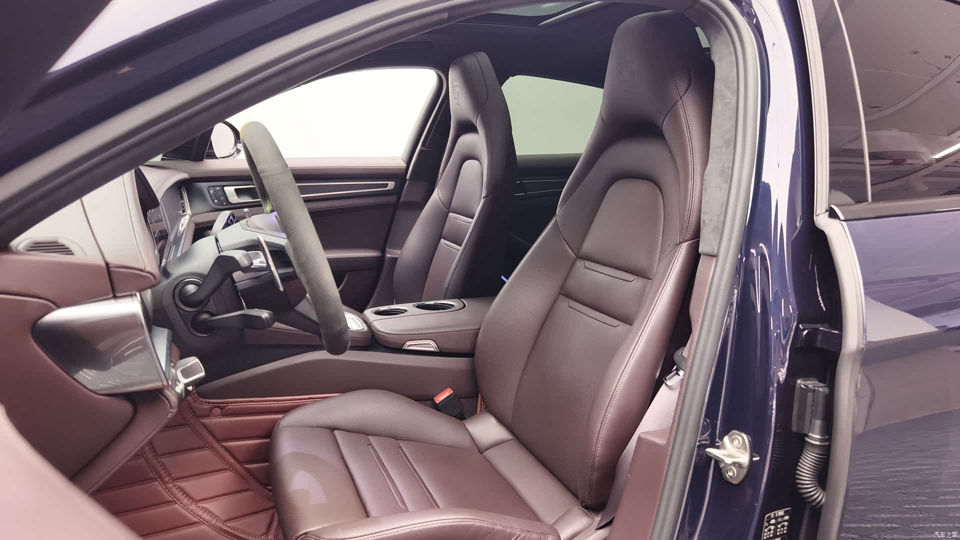 Porsche Panamera, 2022 12