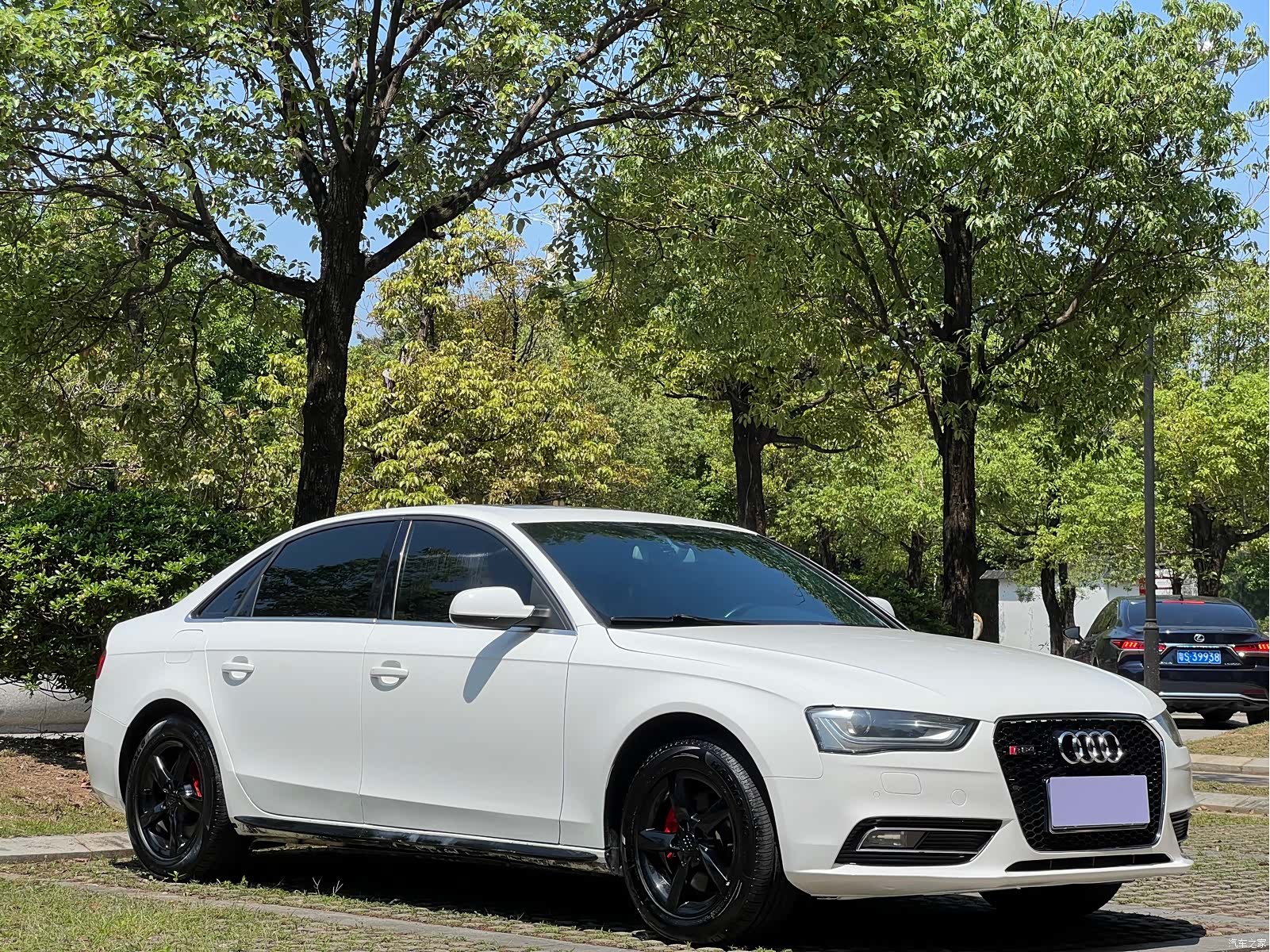 Audi A4L, 2014 3