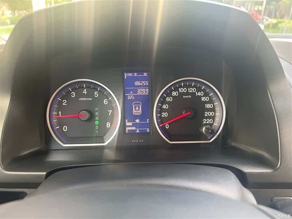 Honda CR-V, 2010 11