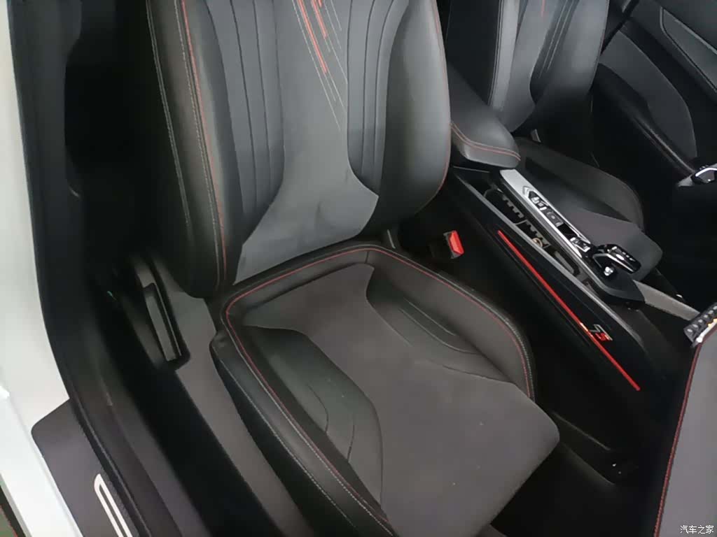 Geely Binray, 2022 25