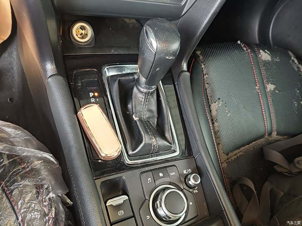 Mazda Mazda3, 2017 14