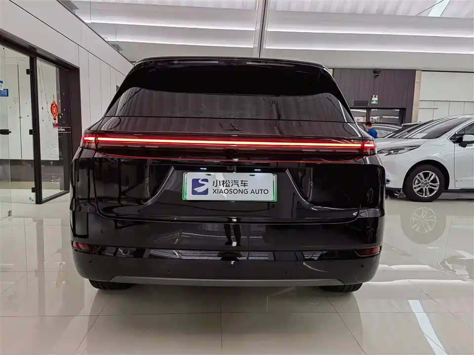Li Auto Ideal L7