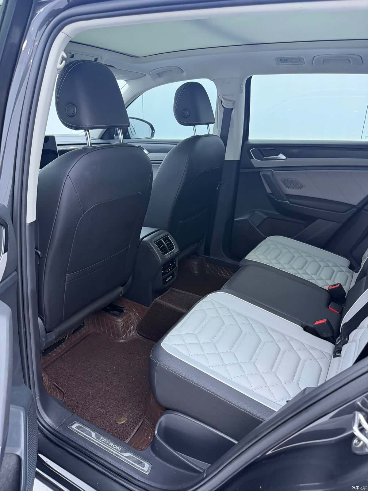 Volkswagen Tayron, 2023 13