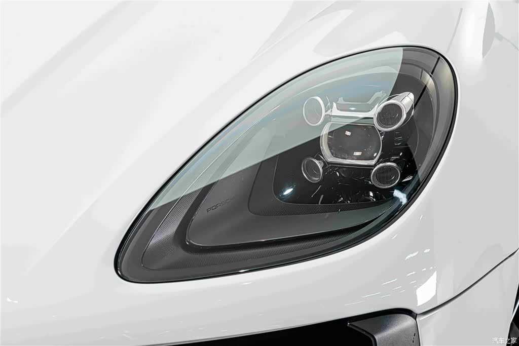 Porsche Macan, 2021 4