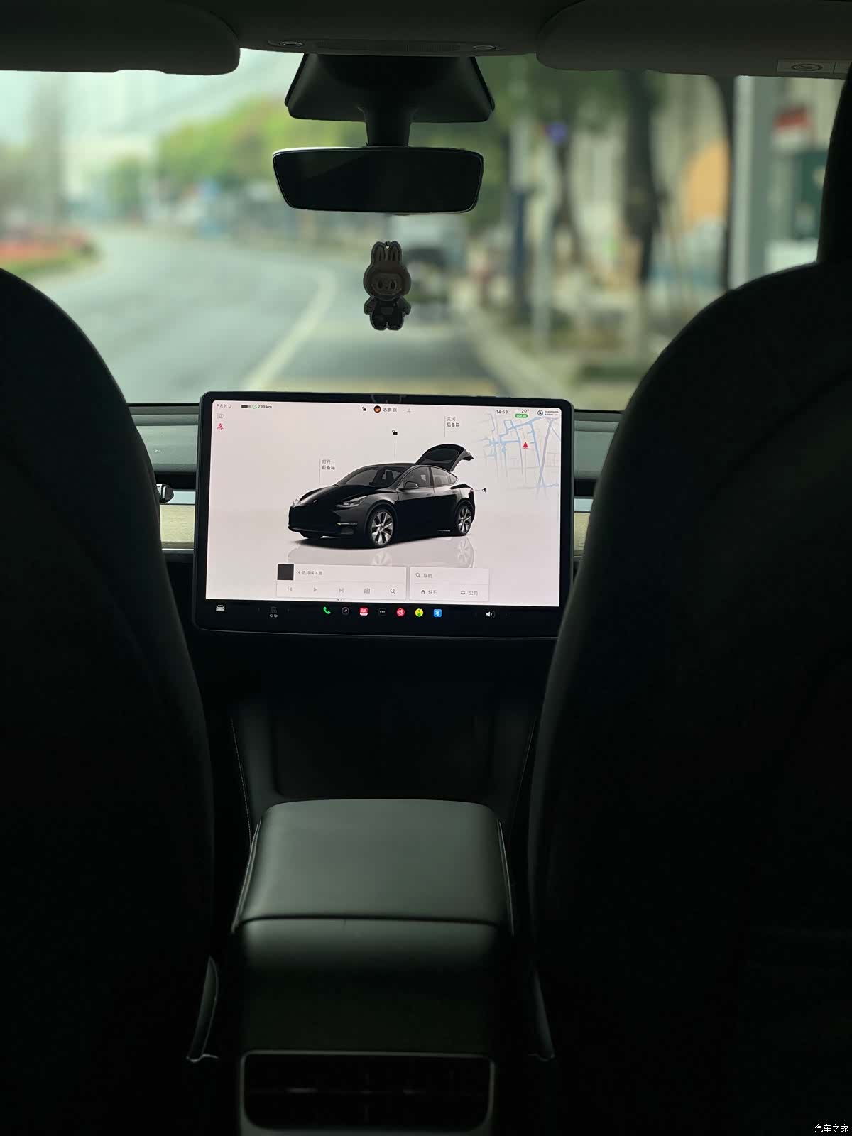 Tesla Model Y, 2023 6