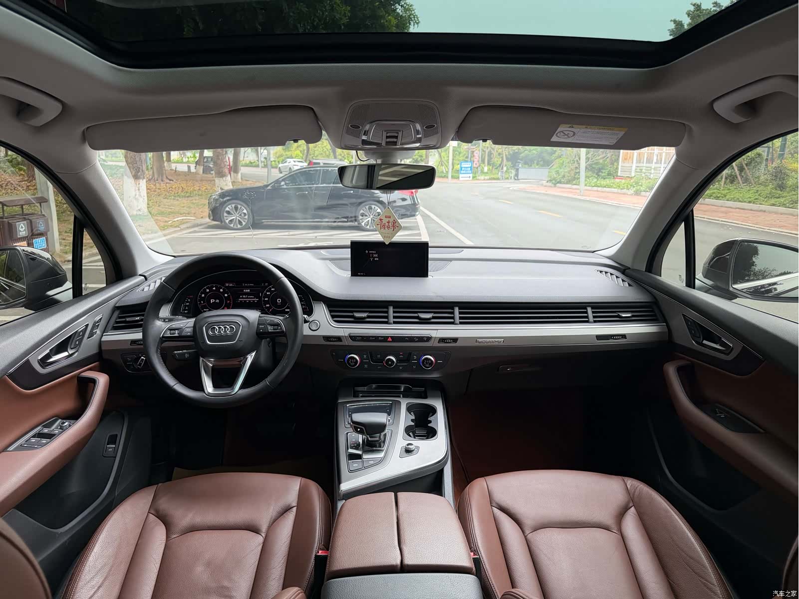 Audi Q7, 2016 все фото