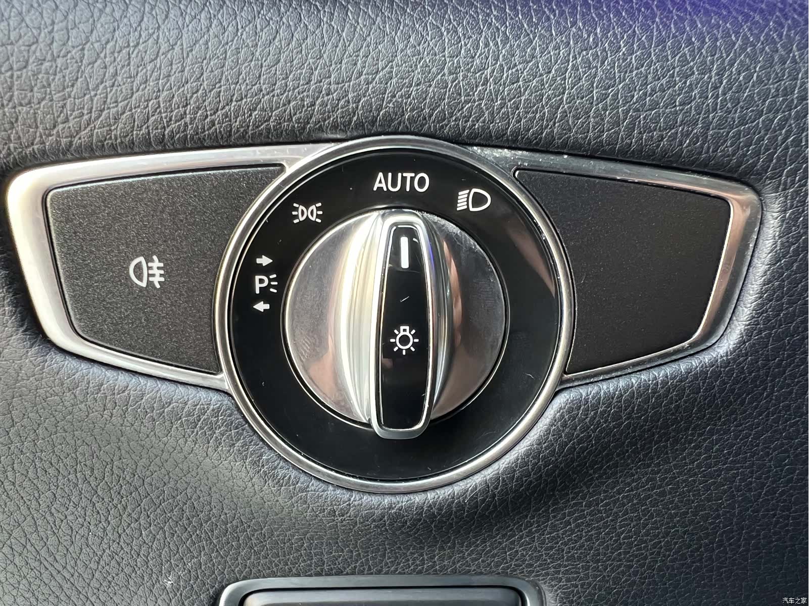 Mercedes-Benz S-Class, 2015 30