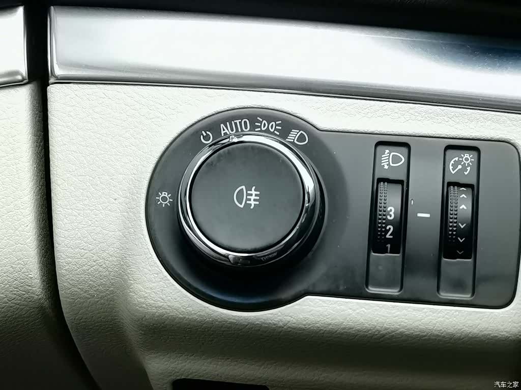 Buick GL8, 2021 21
