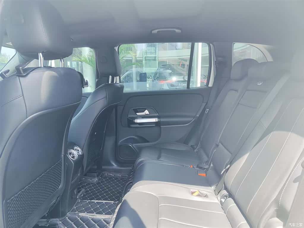 Mercedes-Benz GLB, 2022 14