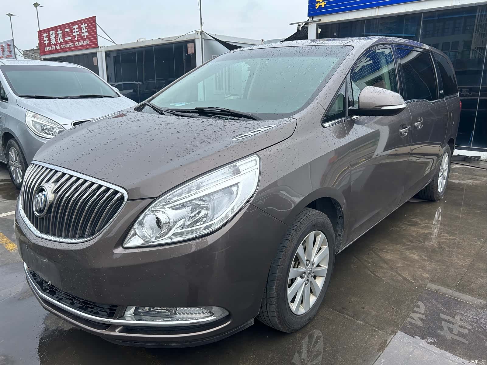 Buick GL8, 2016 1