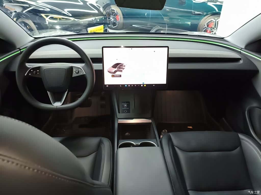 Tesla Model 3, 2024 6