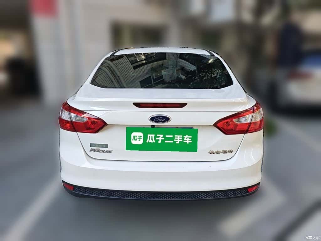 Ford Focus, 2015 4