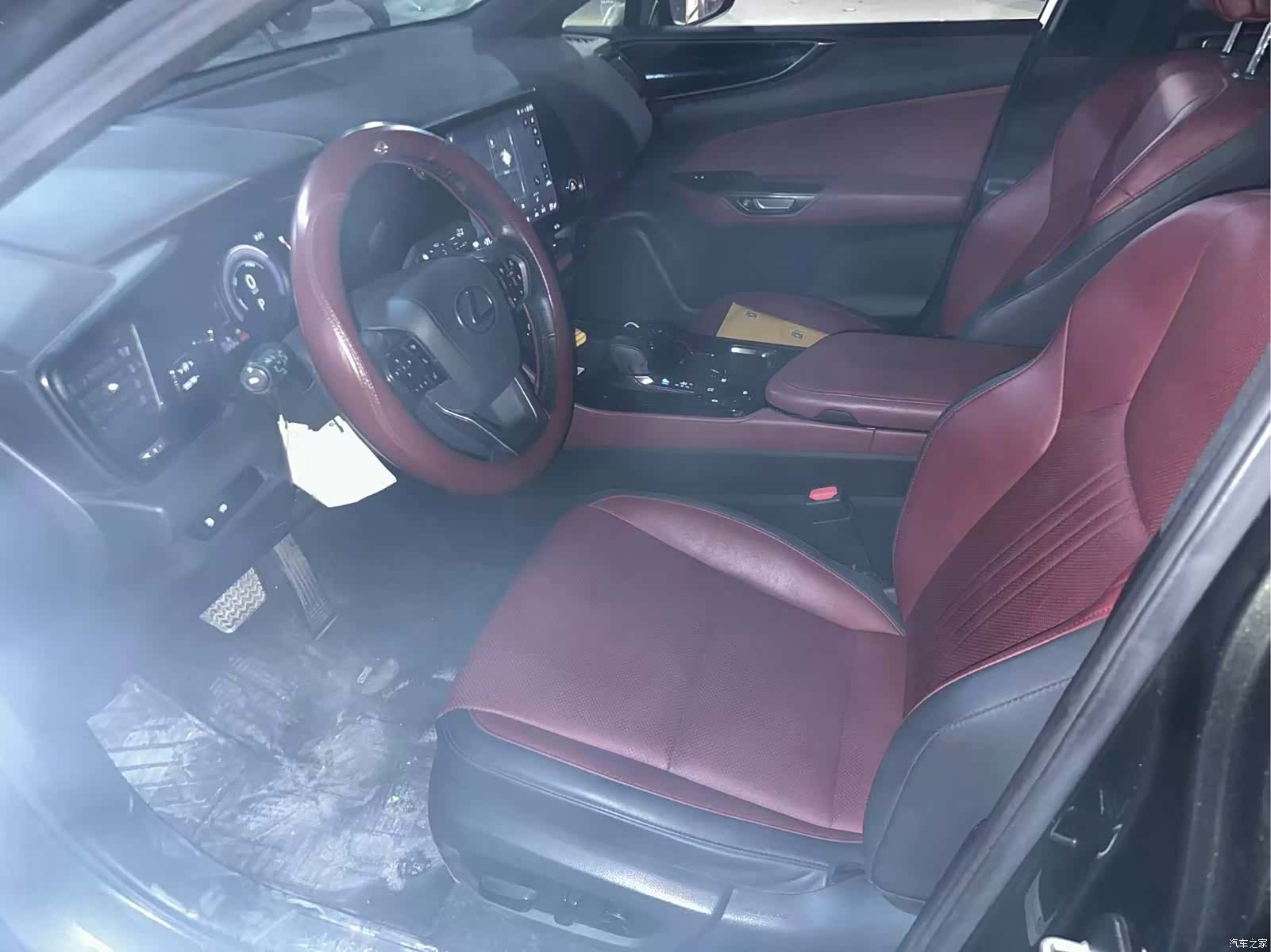Lexus NX, 2022 2