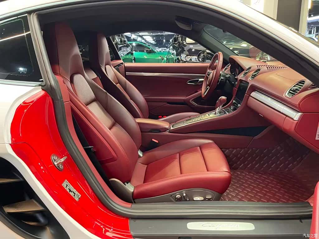Porsche Cayman, 2019 12