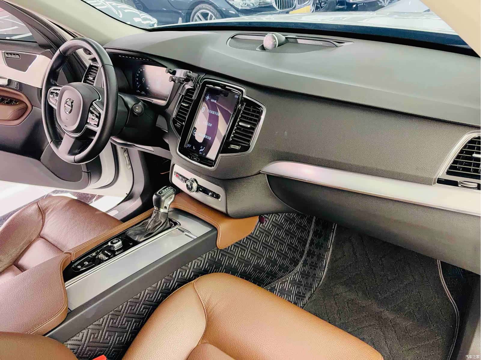 Volvo XC90, 2018 16