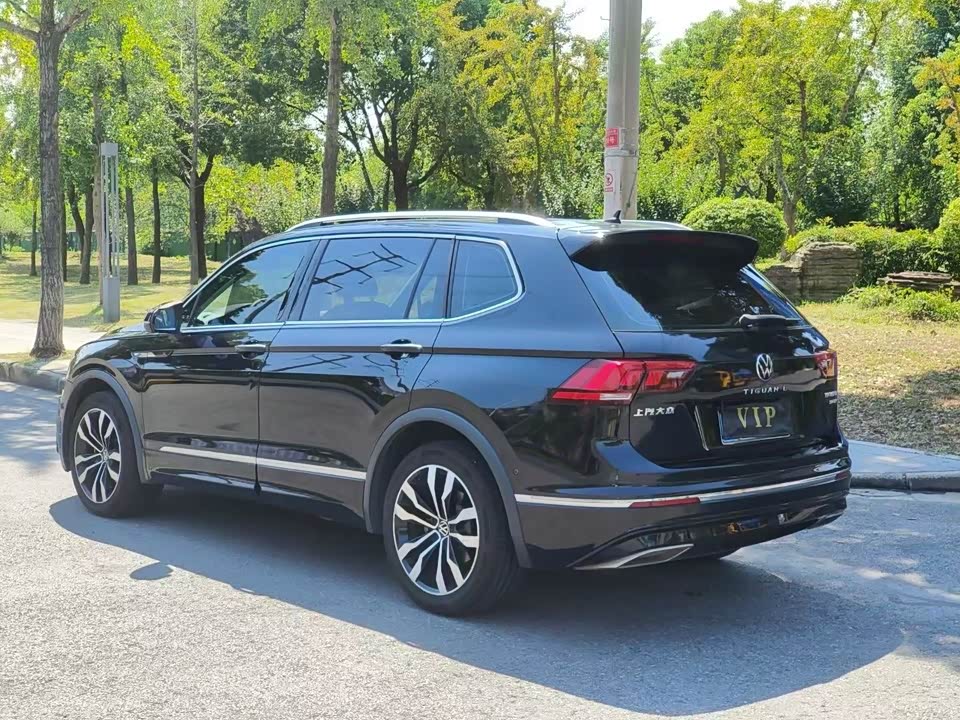 Volkswagen Tiguan L