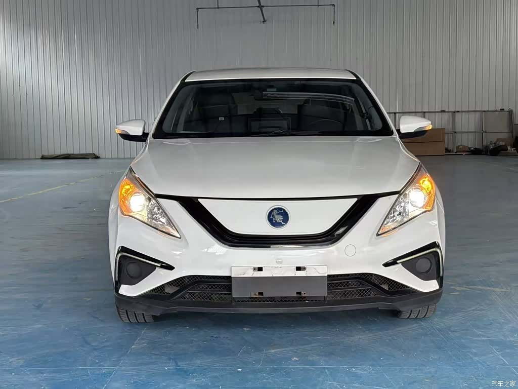DongFeng S50EV, 2022 3