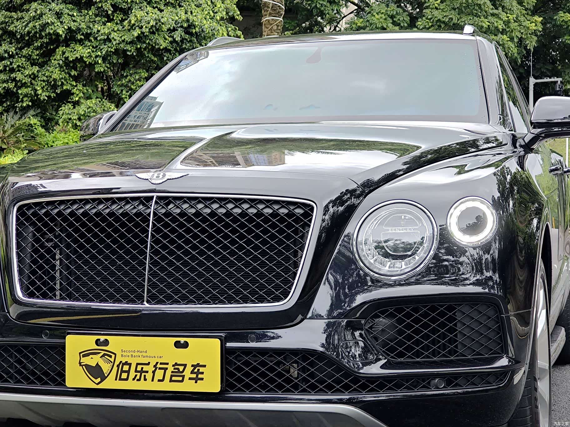 Bentley Bentayga, 2018 все фото