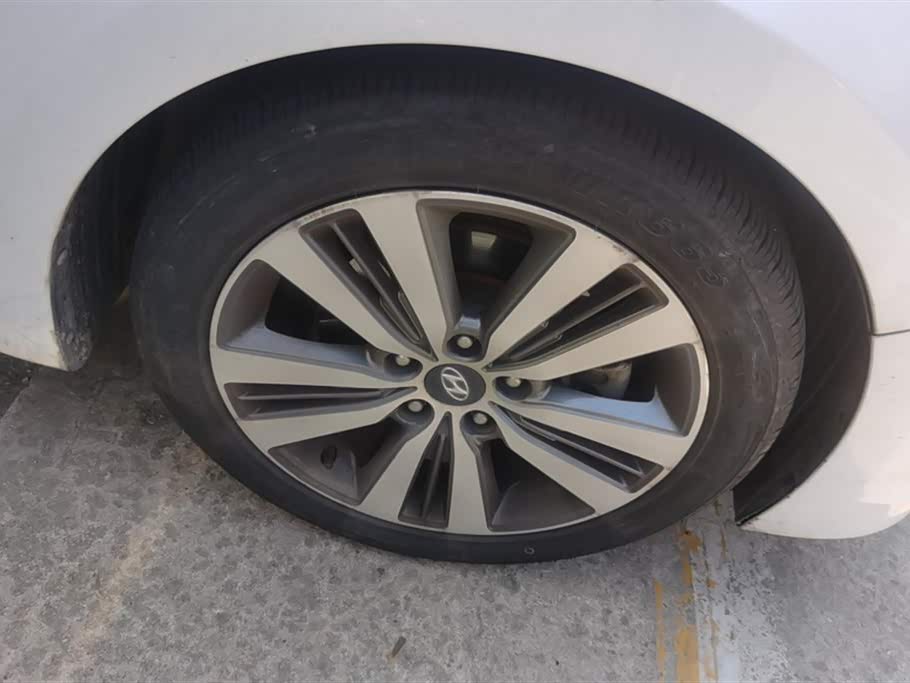 Hyundai Name picture