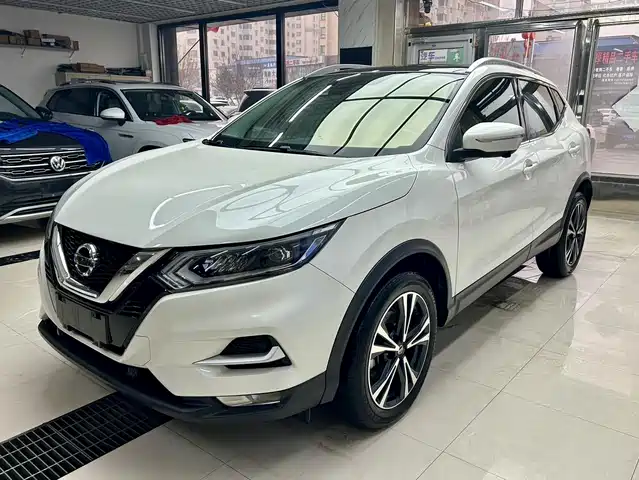 Nissan Qashqai 2022 — купить из Китая под заказ
