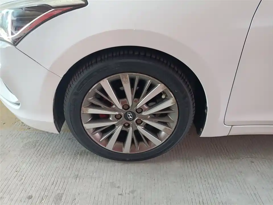 Hyundai Name picture