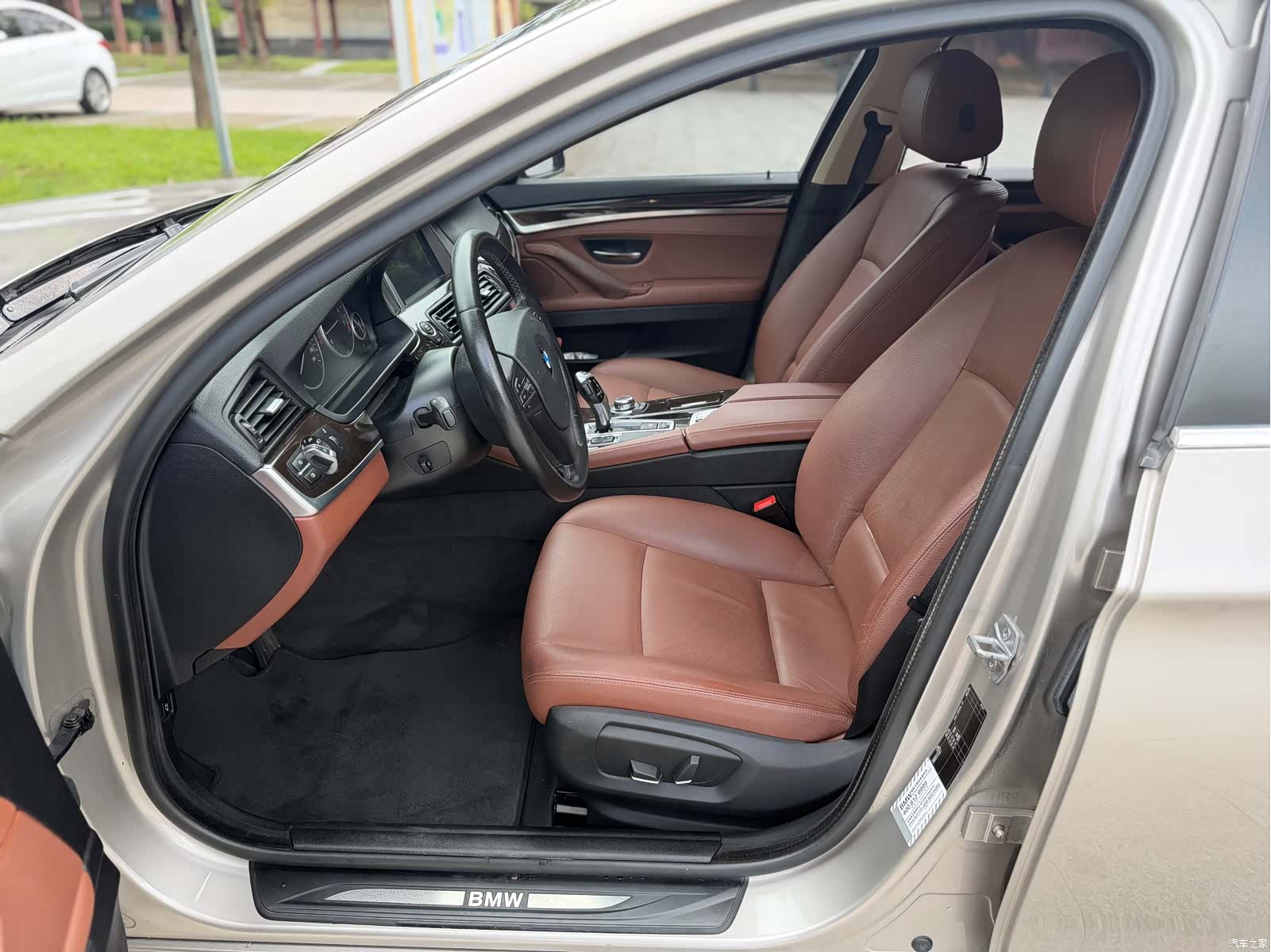 BMW 5 Series, 2016 9
