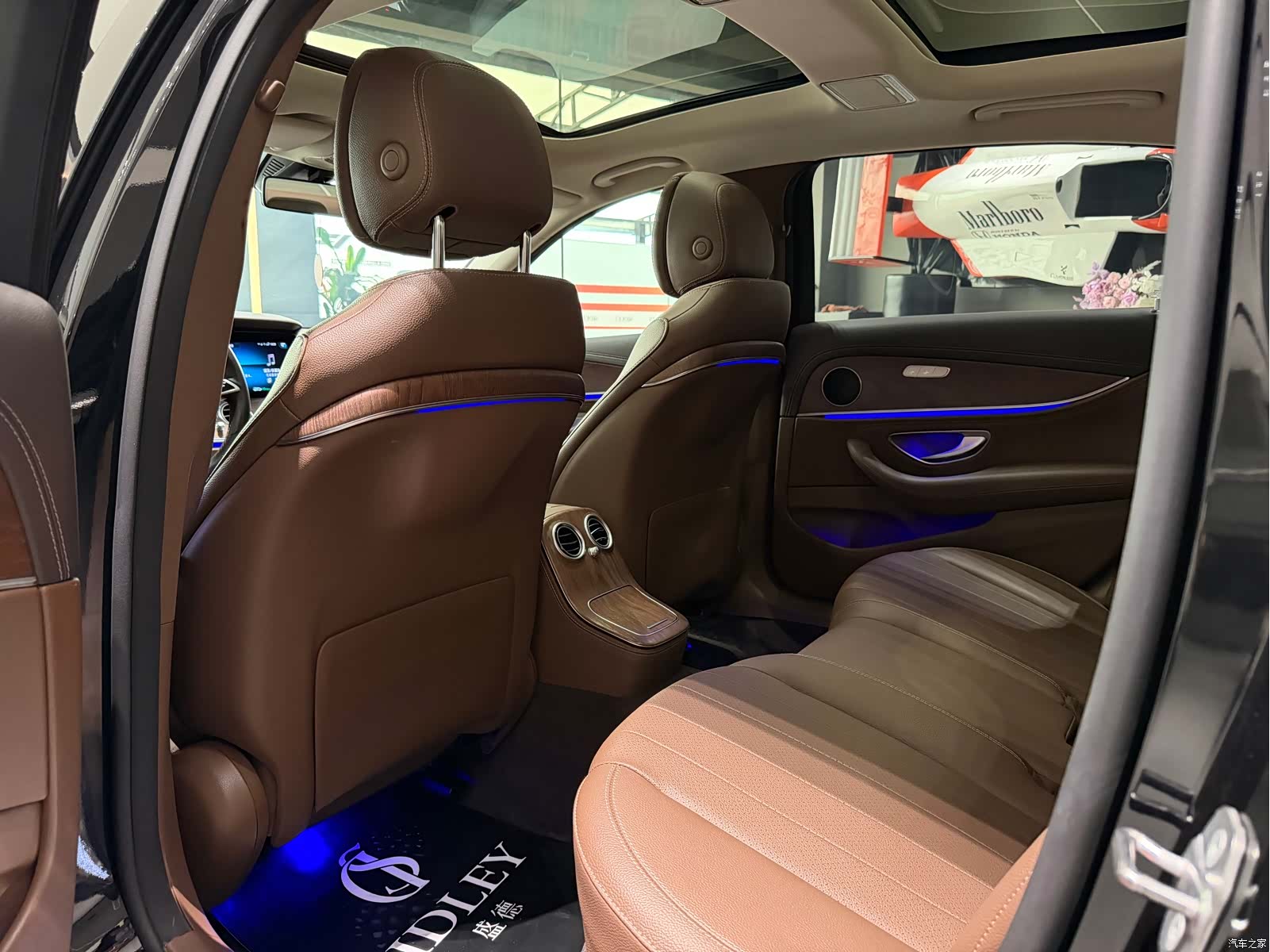 Mercedes-Benz E-Class, 2023 9