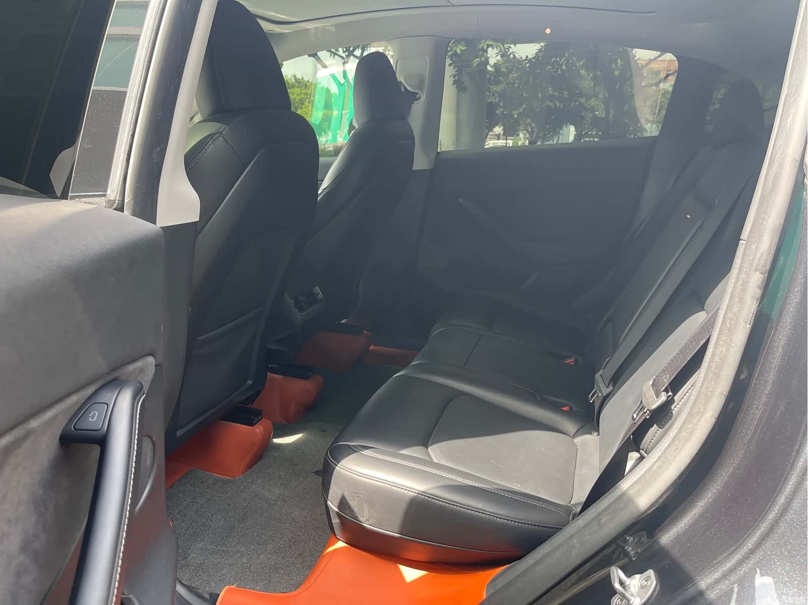 Tesla Model Y, 2024 10