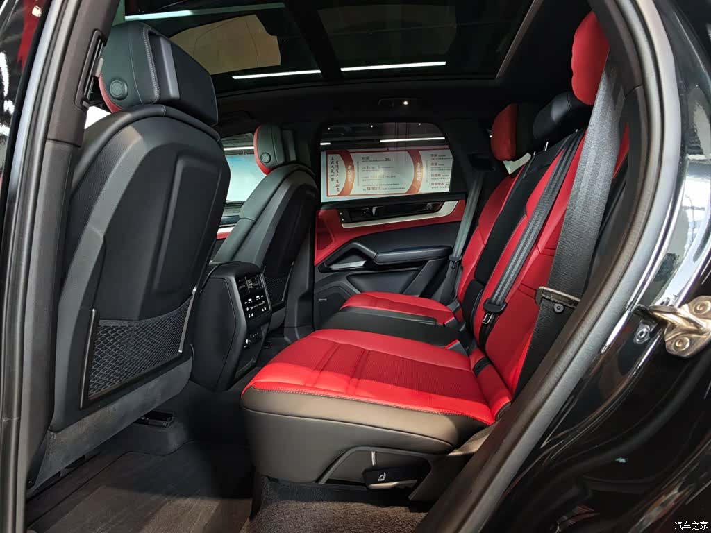 Porsche Cayenne, 2024 26