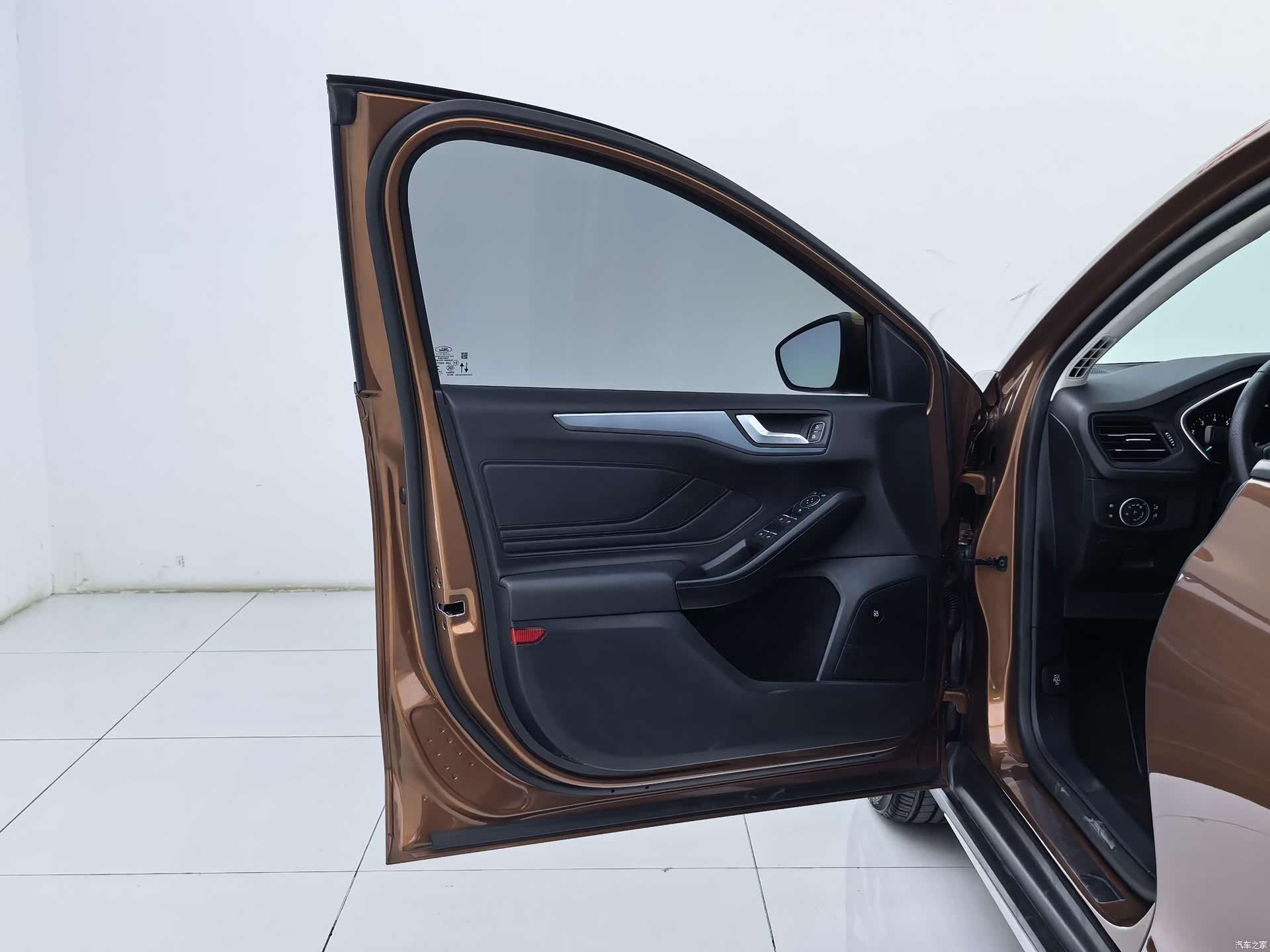 Ford Focus, 2020 25