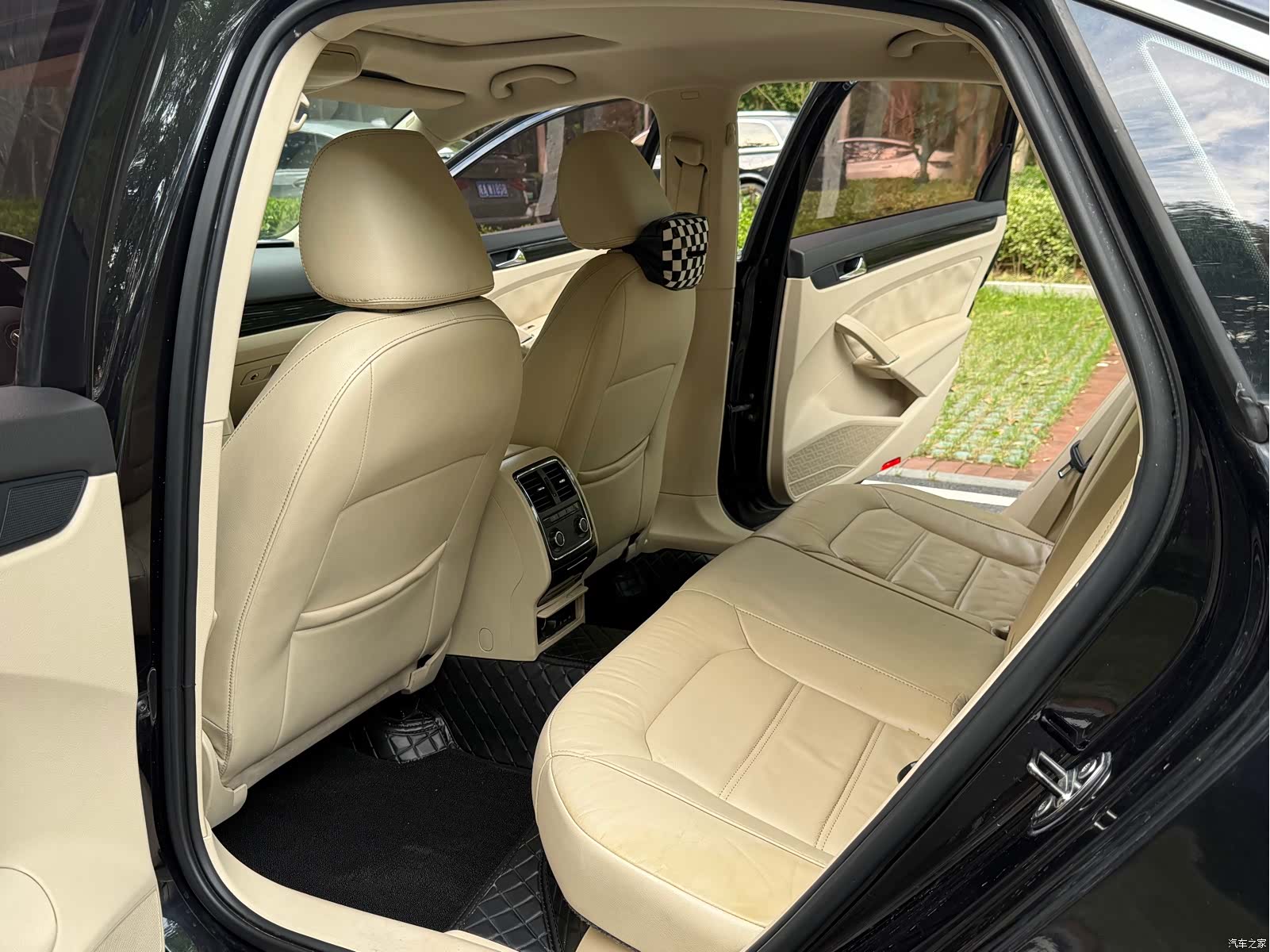 Volkswagen Passat, 2013 7