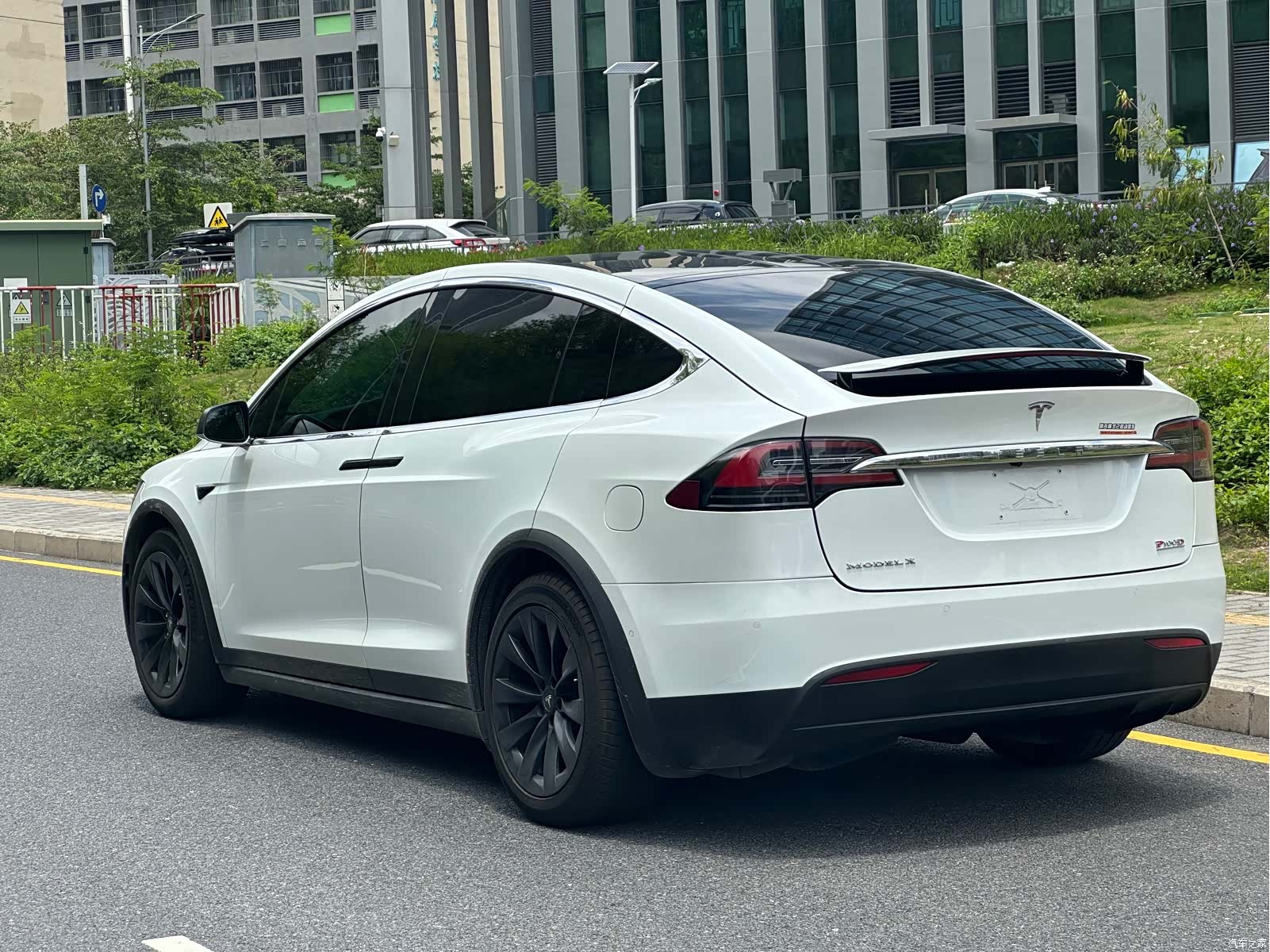 Tesla Model X, 2019 6