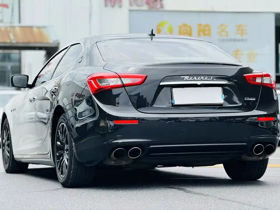 Maserati Ghibli
