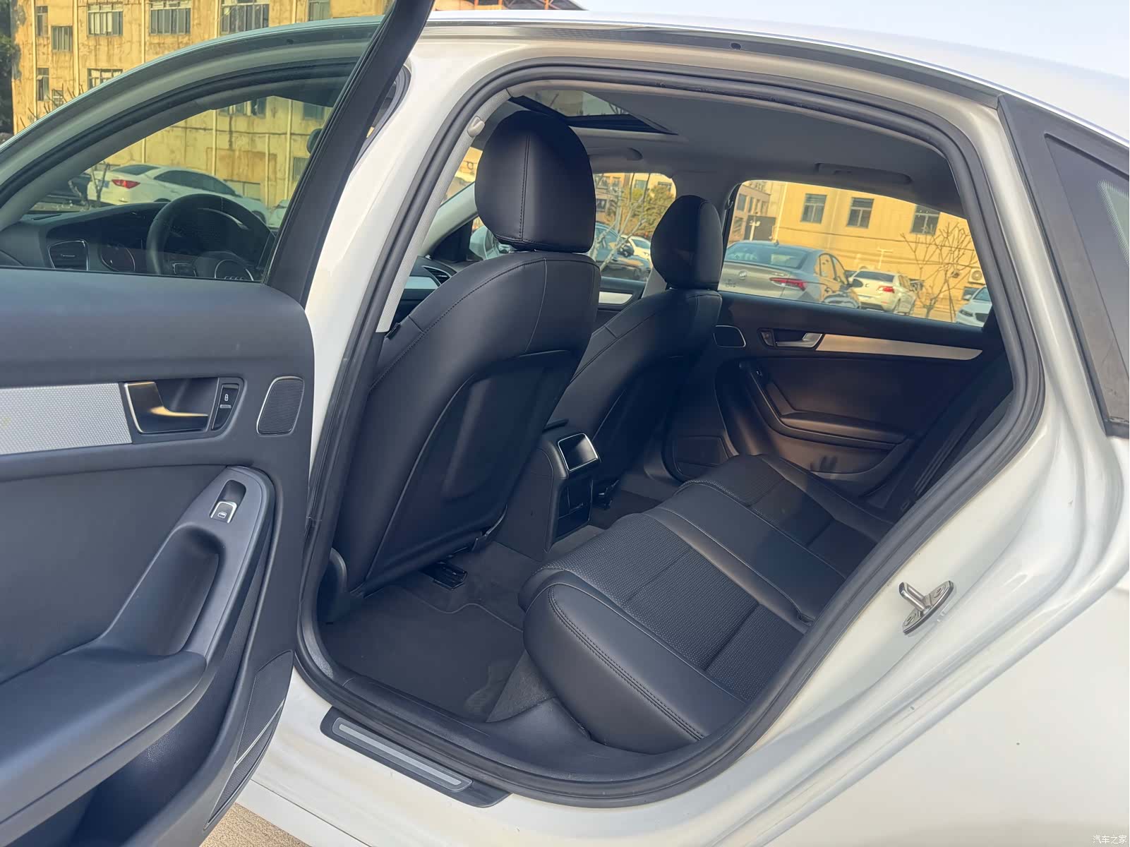 Audi A4L, 2013 10