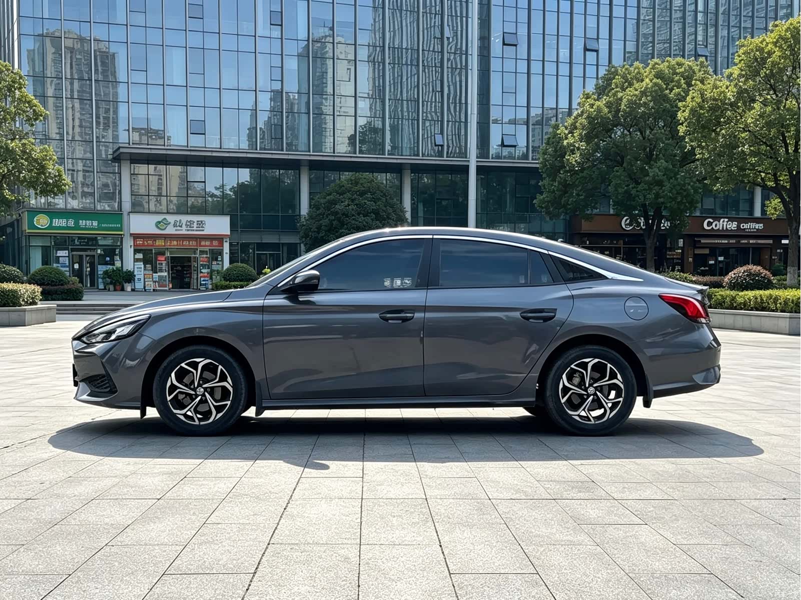 MG MG5, 2022 9