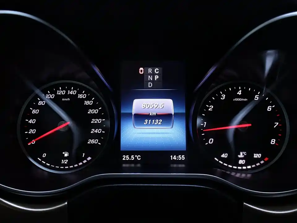 Mercedes-Benz V-class
