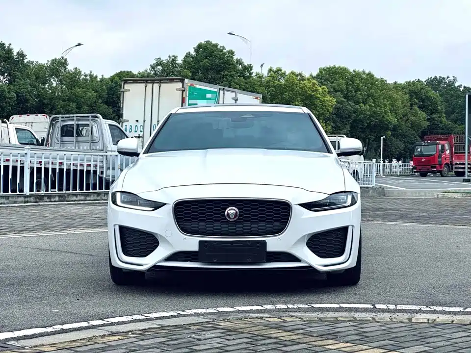 Jaguar XEL