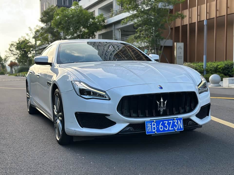 Maserati President