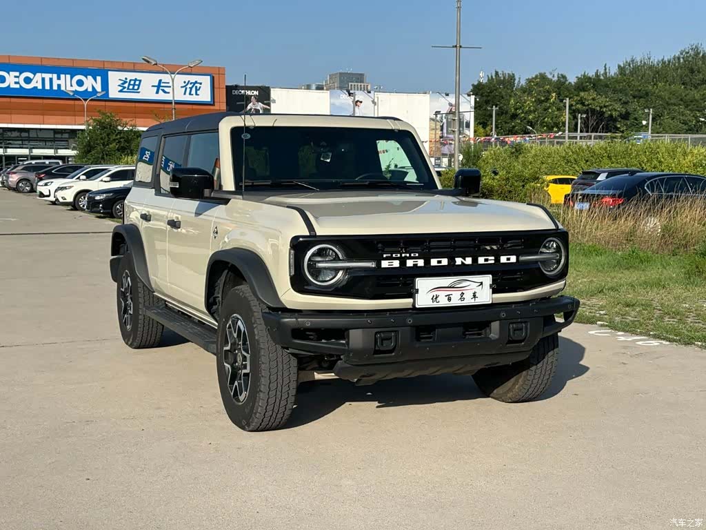Ford Bronco, 2024 3