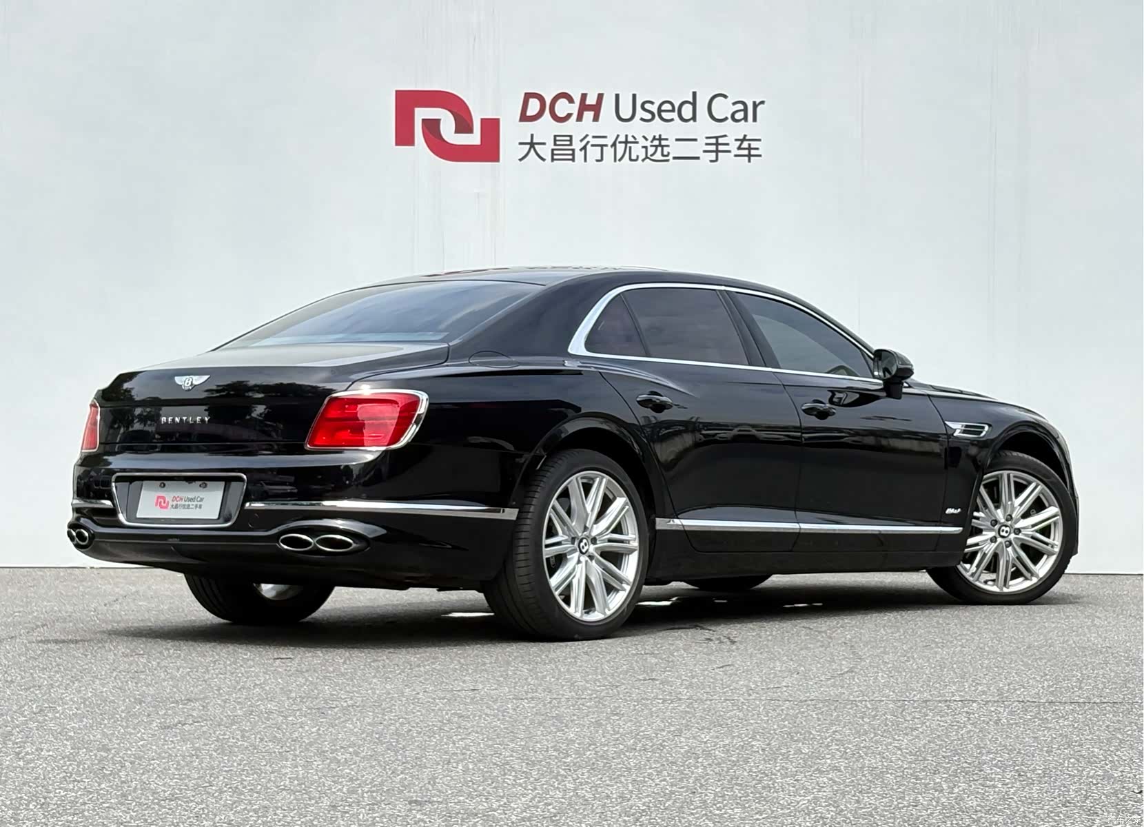 Bentley Flying Spur, 2023 все фото